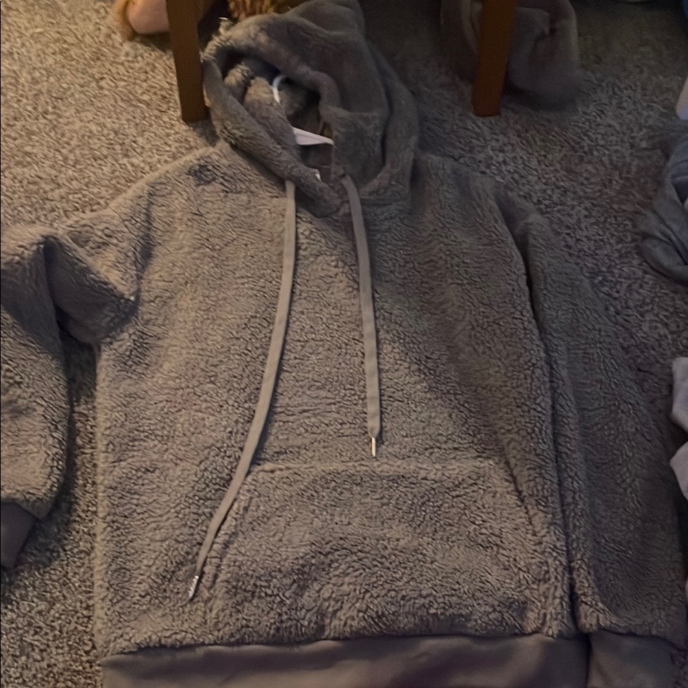 Amazon Gray Sweatshirt Cozy and Stylish Hoodie